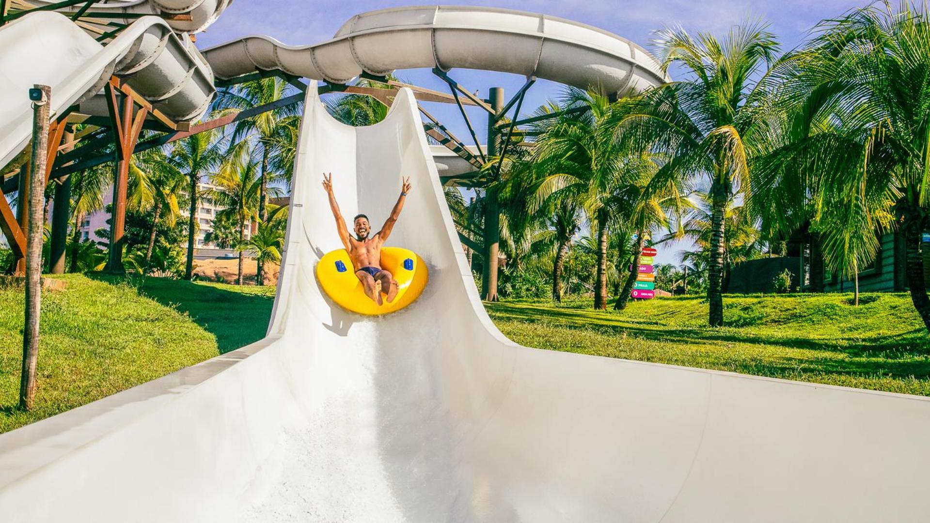 Hot Beach Resort Olímpia المظهر الخارجي الصورة A water slide